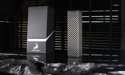 MONOLITH square prism vase