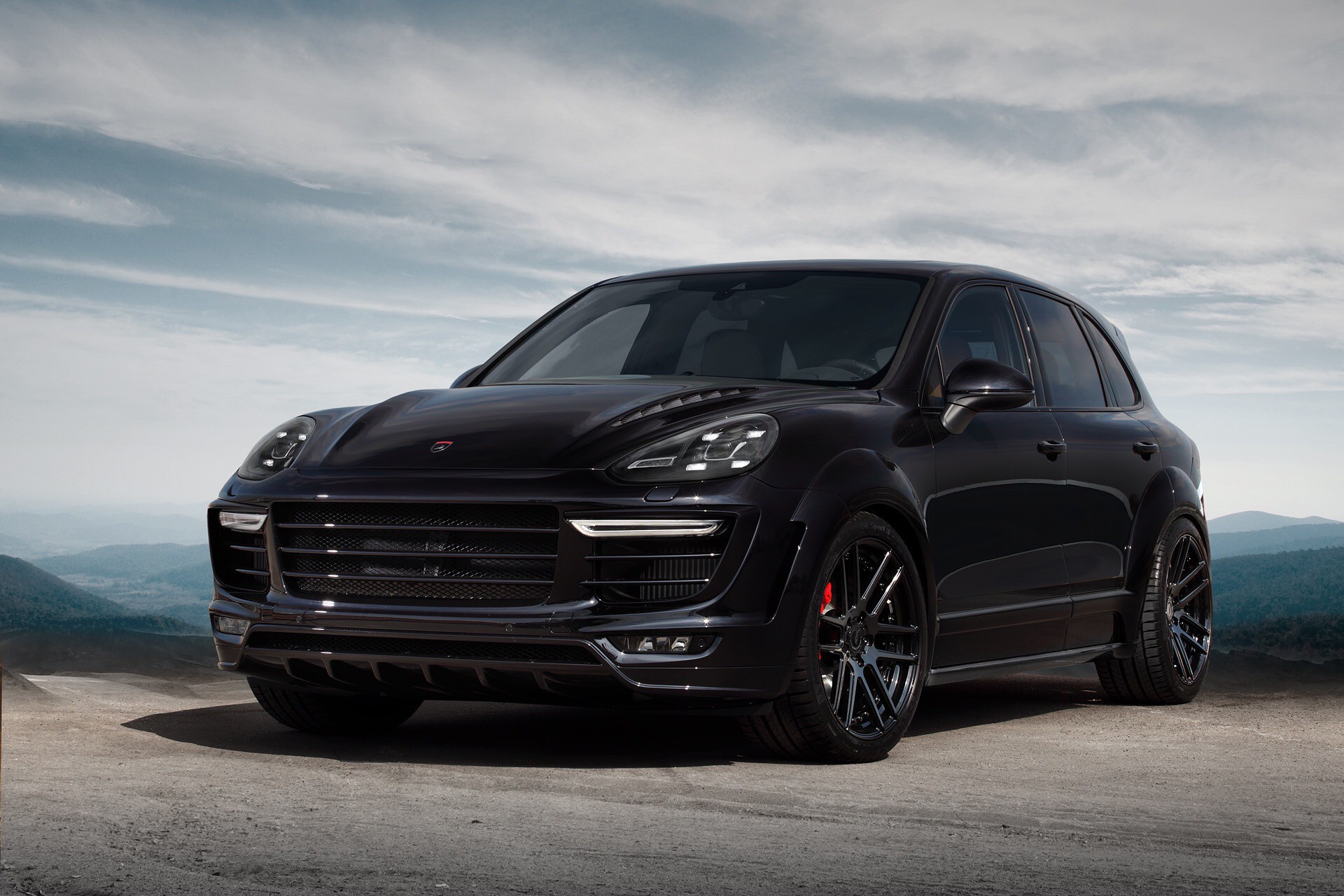 Porsche Cayenne Black Rims