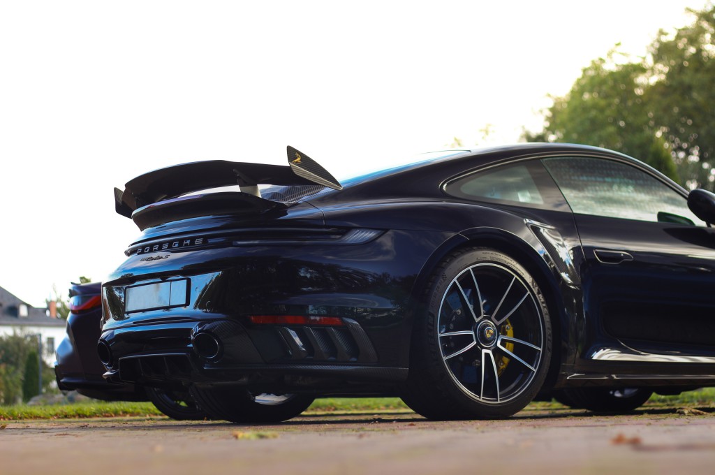 Tuning Porsche 992 Turbo S light pack / TopCar