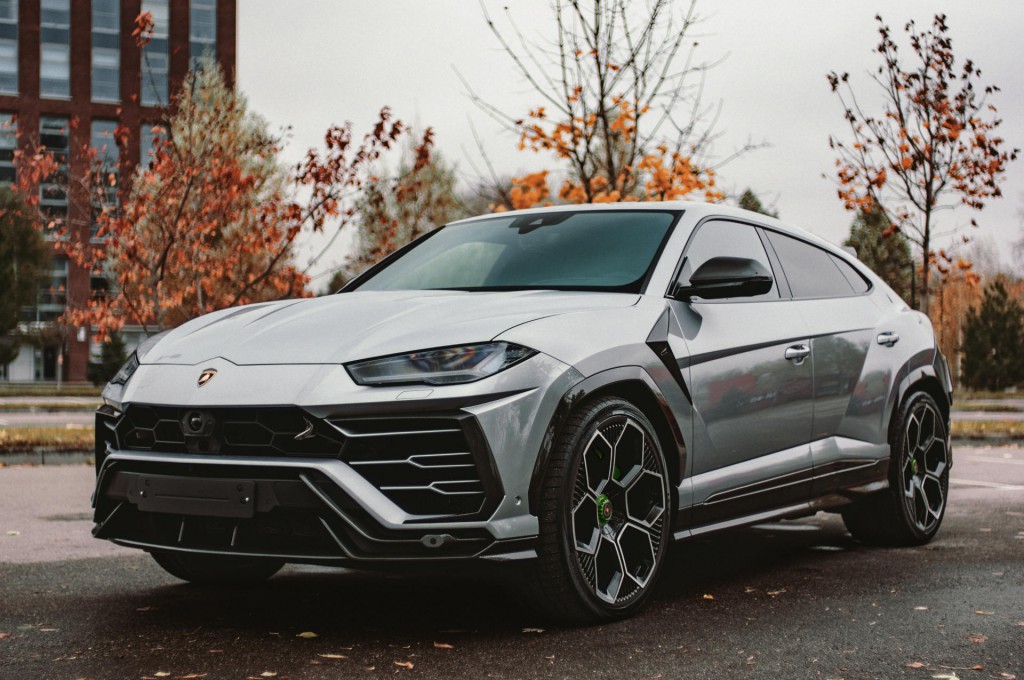 Lamborghini urus grey