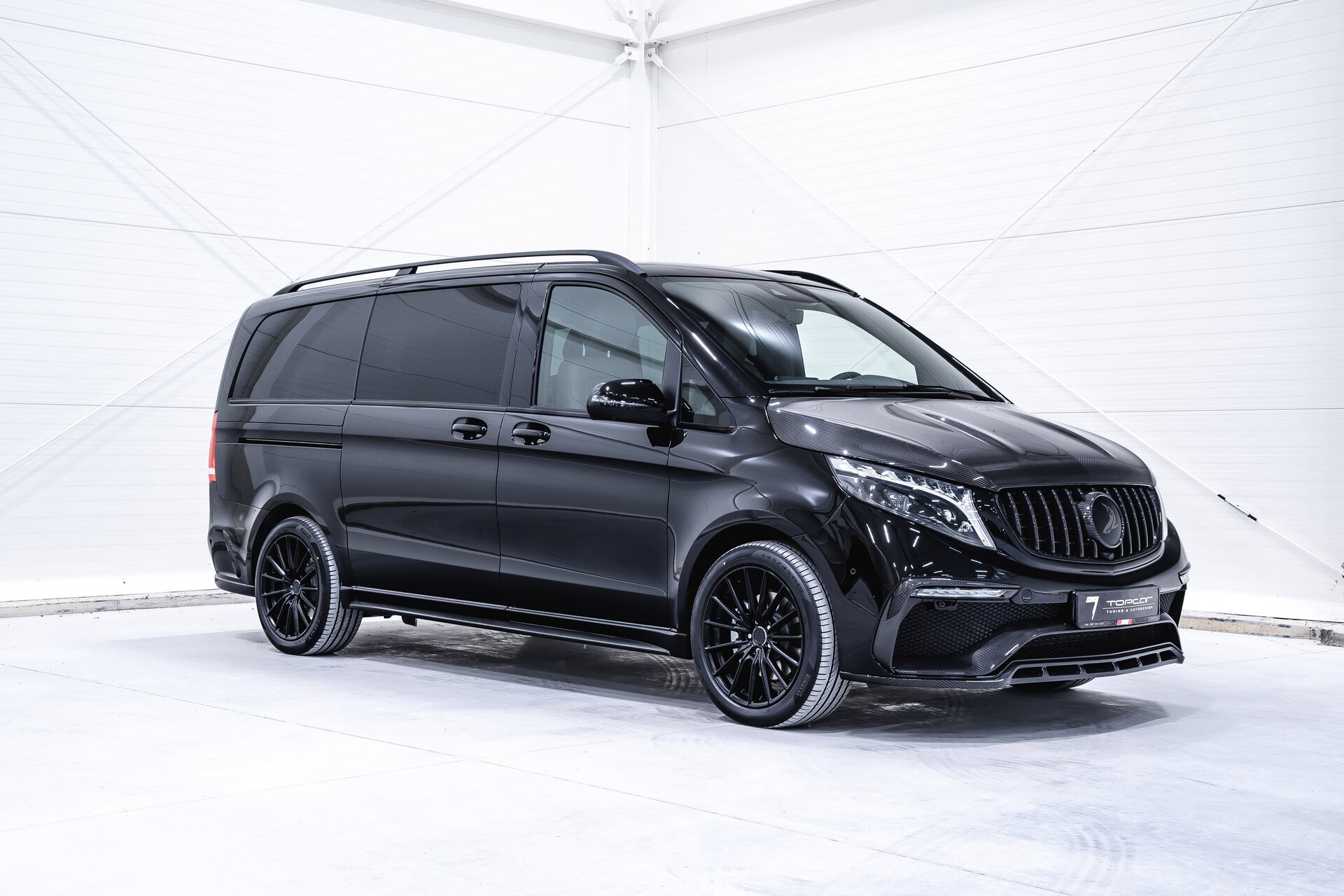 Mercedes V-Class V300d Inferno with Carbon hood